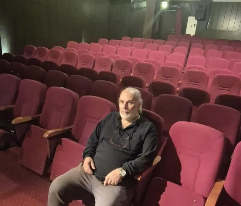 Tarihi Şişli Tiyatrosu’ndan sanata destek: Sahne kirasını yarıya indirdi 