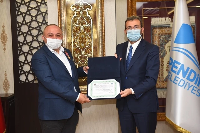 ŞEHİT AİLELERİ VE GAZİLERDEN ANLAMLI BAĞIŞ...