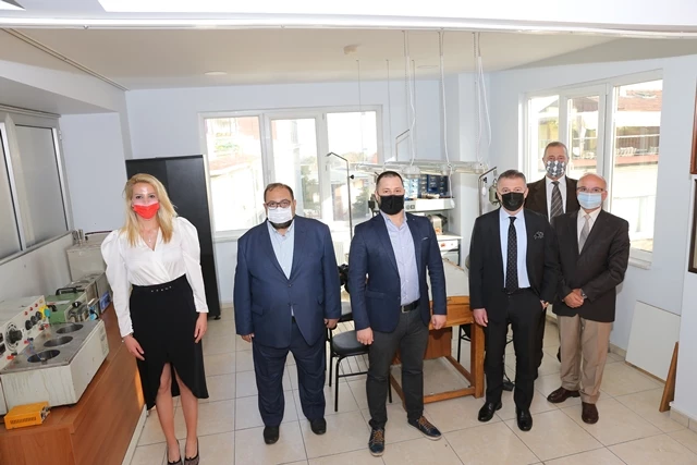 İKO, sektöre nitelikli eleman yetiştirmek için Ticaret Üniversitesi’yle işbirliği yaptı