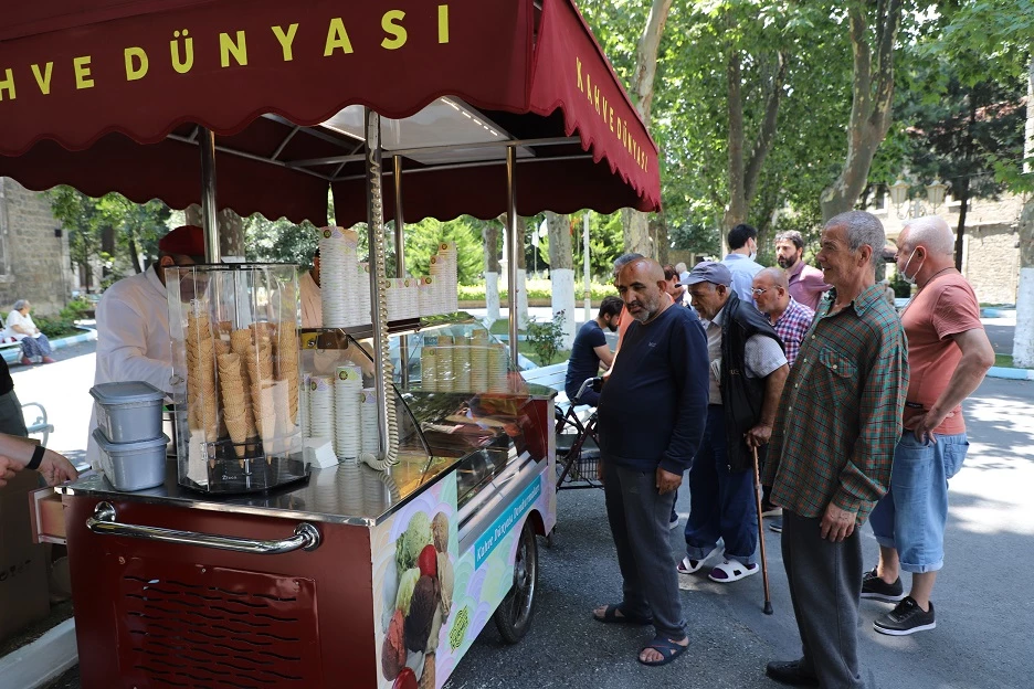 Kahve Dünyası’ndan Darülaceze Sakinlerine Bayram Sürprizi