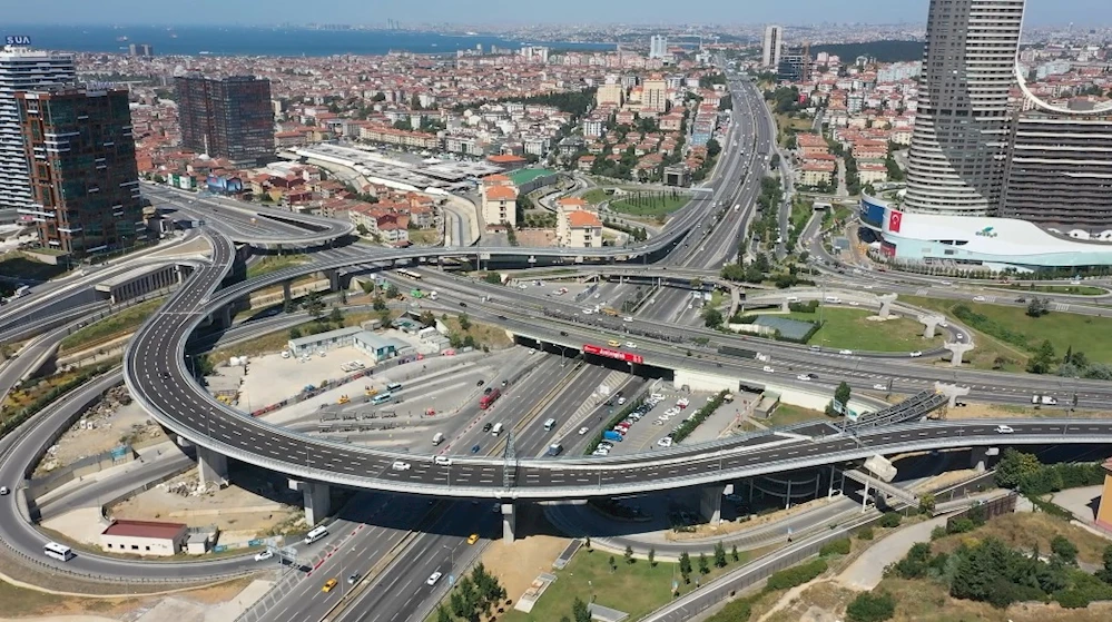 FİKİRTEPE KAVŞAĞI İSTANBUL’A BAYRAM HEDİYESİ OLDU