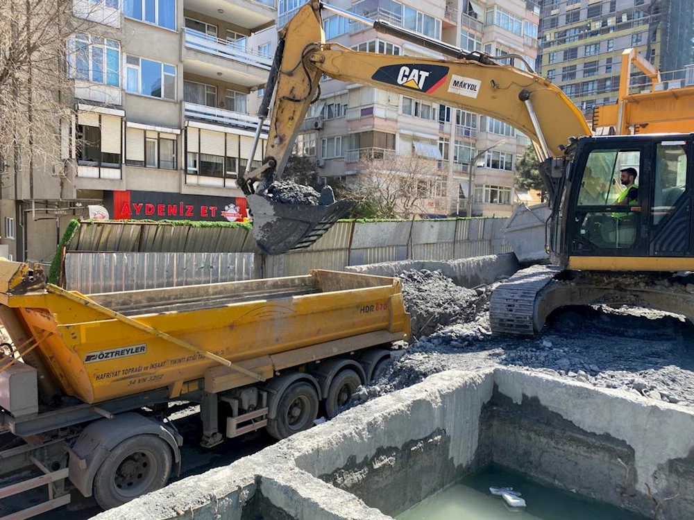 ÜMRANİYE-ATAŞEHİR-GÖZTEPE METROSU TÜM HIZIYLA SÜRÜYOR