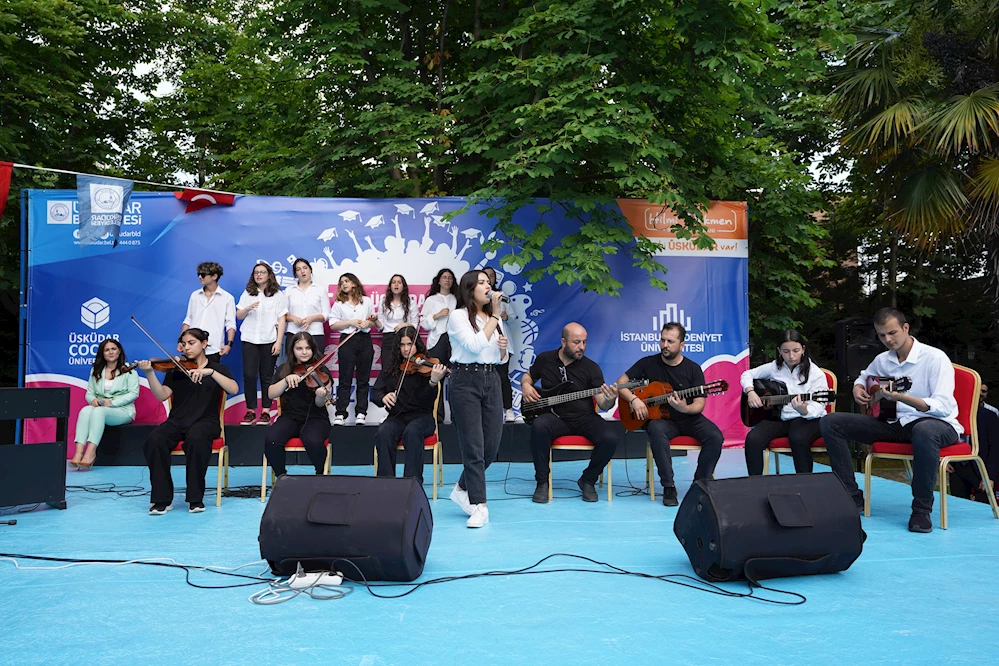 ÜSKÜDAR’DA ÇOCUK ÜNİVERSİTESİ MEZUNİYET COŞKUSU YAŞANDI