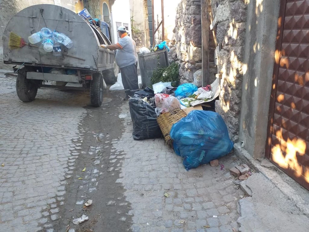 AYVALIK BELEDİYESİ, BAYRAMDA İKİ BİN TON ÇÖP TOPLADI