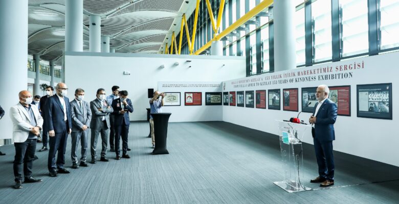 Hilâl-i Ahmer’den Kızılay’a  “153 Yıllık İyilik Hareketimiz” sergisi  İstanbul Havalimanı’nda açıldı
